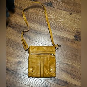 Crossbody purse